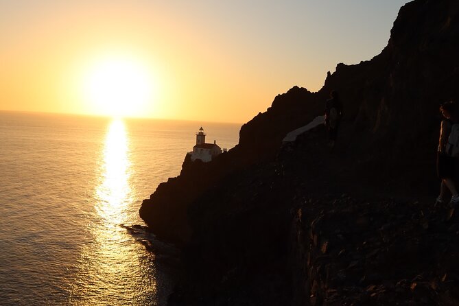 Sunset Hike to Lighthouse, Dona Amélia, São Vicente, 2h - São Pedro Beach and the fishing village