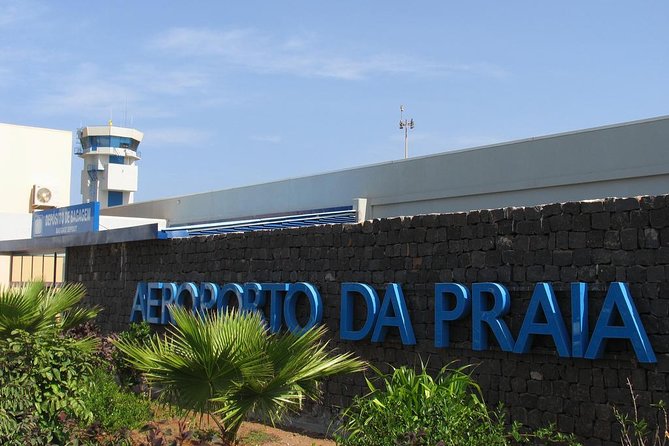 Tarrafal to the Airport. - Choosing Praia Airport or Praia Port